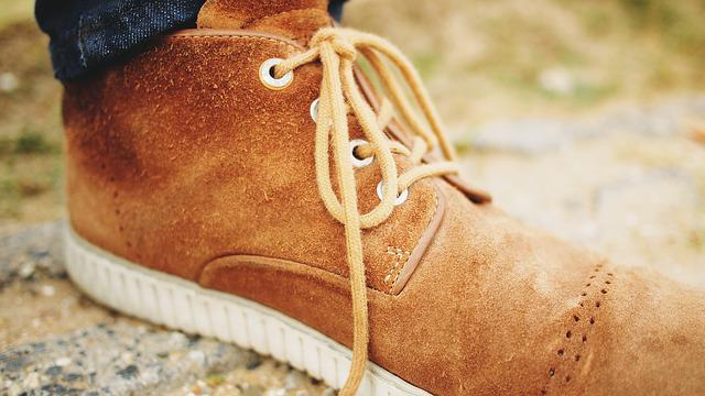 How To Clean Suede Shoes In 5 Simple Steps